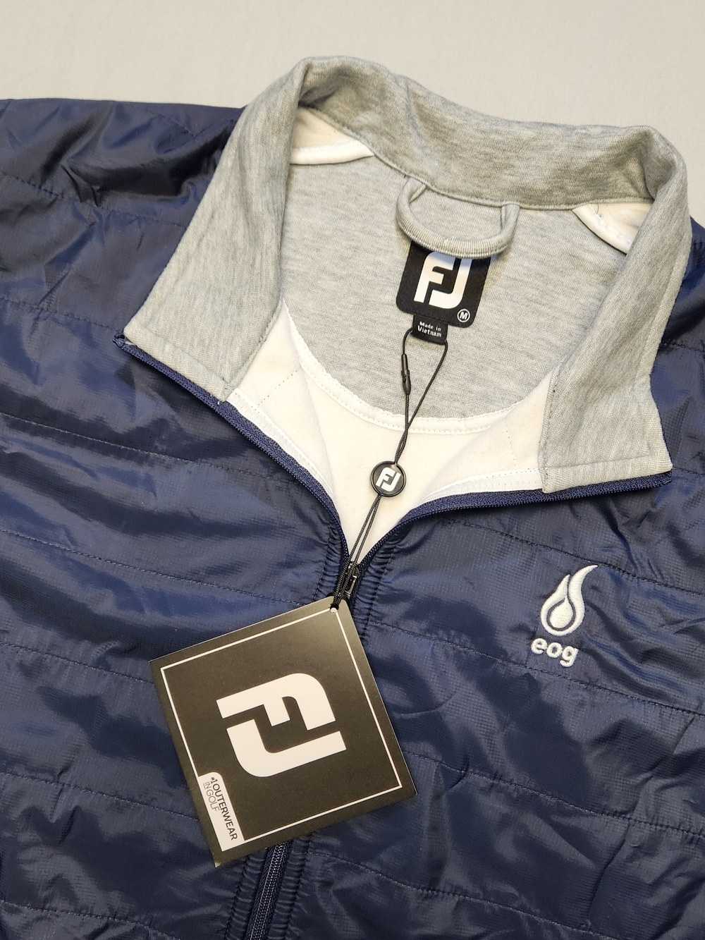 FootJoy NWT Hybrid Jacket Medium Navy Grey Quilted Wind Water Resistant NEW FJ